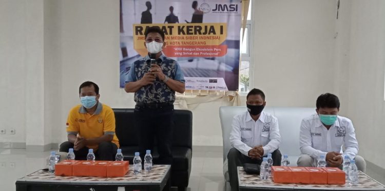 Wakil Walikota Tangerang Sachrudin membuka Raker I JMSI Kota Tangerang. (KEY)