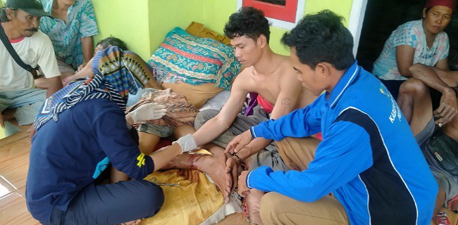 Nelayan di Pandeglang dirawat usai diterkam buaya. (IST)