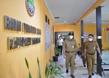 Hari Pertama 2022, Bupati Zaki Sidak Kantor Dinas
