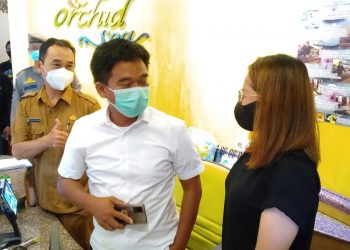 Satpol PP Tangsel Tegur Panti Pijat Langgar Prokes