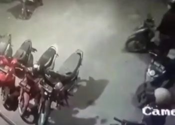 Aksi Curanmor di Pondok Jagung Terekam CCTV