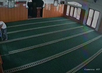 Modusnya Pura-pura Salat Kemudian Gasak Kotak Amal Masjid
