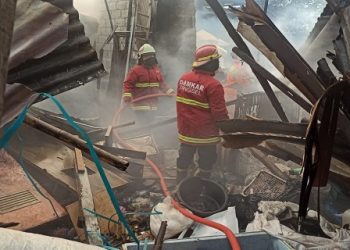 Padamkan Kebakaran di Pamulang, 11 Unit Damkar Diterjunkkan