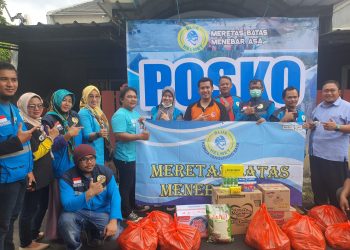 Korban Banjir di Kota Serang, Komunitas Blue Helmet Tangerang Raya dan Banten Kirim Bantuan