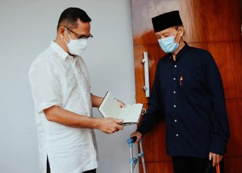 Eka Hospital Distribusikan Ribuan Wakaf Alquran ke Masjid dan Pesantren di Yogyakarta