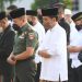 Presiden Jokowi dan Ibu Iriana Salat Idulfitri di Halaman Istana Yogyakarta