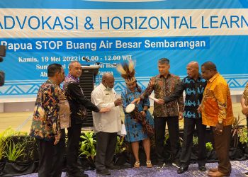 Jadi Narasumber Advokasi Horizontal Learning di Papua, Ini Yang Disampaikan Bupati Zaki