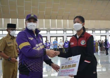 Bupati Zaki Motivasi Atlet Popda dan Peparpeda 2022