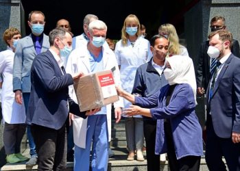 Ibu Iriana Jokowi Serahkan Bantuan kepada Rumah Sakit di Kyiv