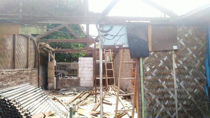 Rumah tak layak huni siap dibedah Disperkimtan Kota Tangerang. (KEY)