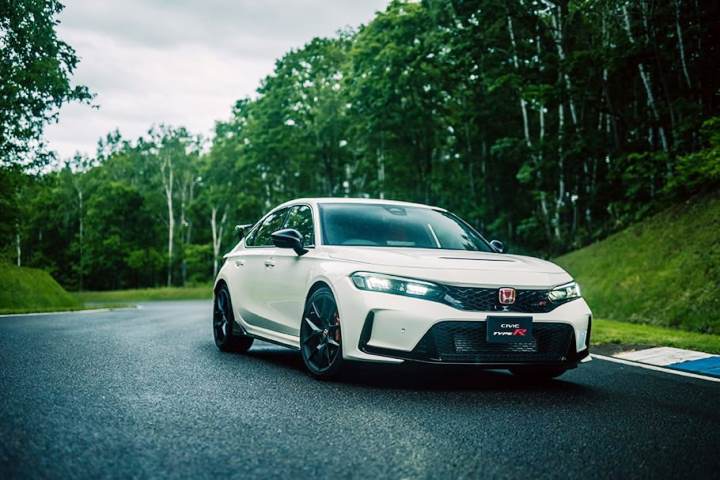 Honda Civic Type R. (IST)