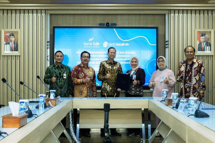 Penantanganan kesepakatan BJB dengan Bank Bengkulu. (IST)
