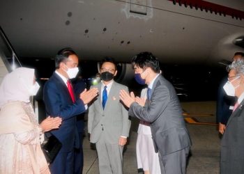 Presiden Jokowi dan Ibu Iriana Tiba di Tokyo Jepang