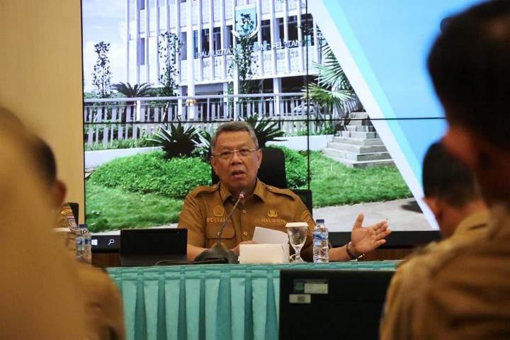 Walikota Tangerang Selatan Benyamin Davnie. (RAY)