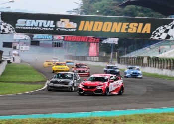 Seri Ketiga Kejurnas Super Touring, Alvin Bahar Naik Podium