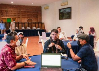 Hadiri Pemaparan Kerja Dekranasda, Pilar: Kembangkan Ekonomi Kreatif Hingga Tingkat Kelurahan