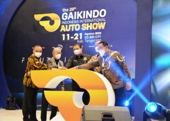 Dampingi Menko Perekonomian Buka GIIAS 2022, Begini Harapan Bupati Zaki