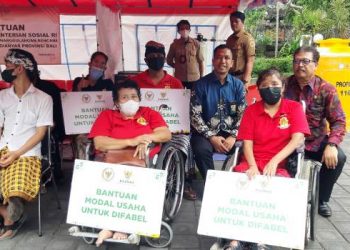 BAZNAS Berikan Bantuan Modal Usaha untuk Kelompok Difabel