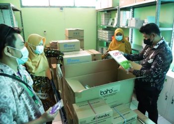 Tak Ingin Kecolongan Obat Kedaluarsa, Dinkes Kota Tangerang Cek ke Puskesmas