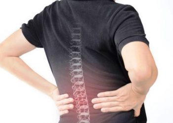 Jangan Sepelekan Nyeri Punggung! Bisa Jadi Pertanda Saraf Kejepit