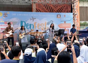 Hari Terakhir Renfest#2 SMP Labschool Cirendeu Ditutup Penampilan Band