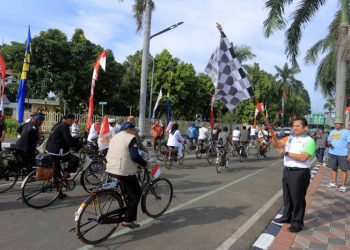 Lepas Peserta 3F, Walikota Arief: Pergunakan Ruang Publik dengan Sebaik-baiknya untuk Masyarakat