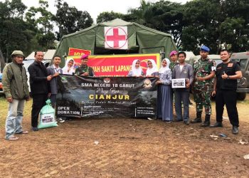 Aksi Sosial JMSI dan SMAN 18 Garut Dipuji Komandan Pasukan Marinir