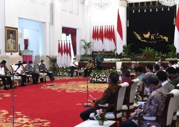 Presiden Jokowi Sampaikan Sejumlah Arahan dalam Sidang Kabinet Paripurna
