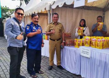 Siapkan 1.000 Pouch, PT Indah Kiat Tangerang Jual Minyak Goreng Murah di Bazaar Serpong Utara