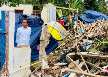 Tinjau SDN Sukamaju 1, Presiden Jokowi Instruksikan Pembangunan Selesai dalam Tiga Bulan