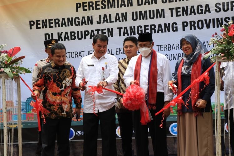 Peresmian PJU Tenaga Surya di Kabupaten Tangerang. (RIK)