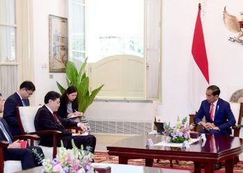 Presiden Jokowi Terima Kunjungan Kehormatan Menlu RRT