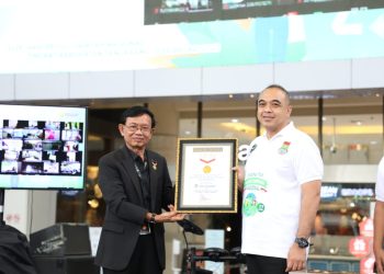 Paten! Kerja Bakti Massal di Hari Peduli Sampah Nasional, Pemkab Tangerang Raih Rekor MURI