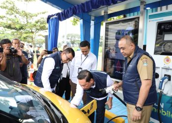 Bupati Tangerang Resmikan SPKLU di Mall Ciputra Citra Raya