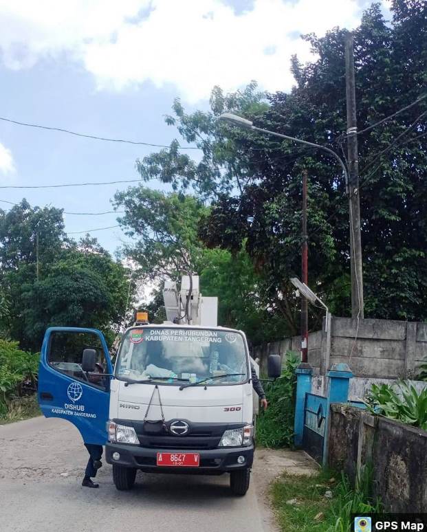Pemasangan PJU di Kabupaten Tangerang. (RIK)