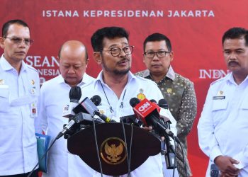 Presiden Jokowi Ingatkan Jajarannya Jaga Ketersediaan Pupuk