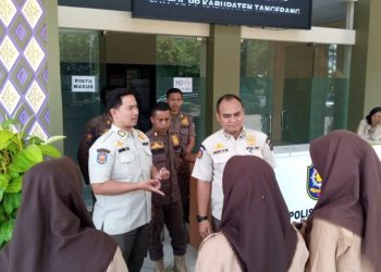 Ketahuan Bolos Sekolah, Satpol PP Kabupaten Tangerang Amankan Puluhan Pelajar