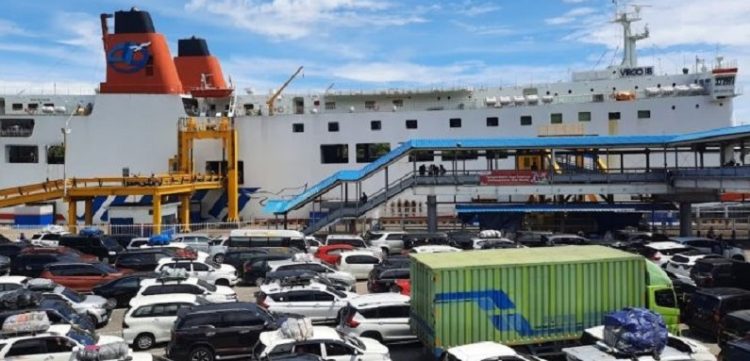 Arus mudik Lebaran 2023 di Pelabuhan Merak, Cilegon, Banten. (NET)