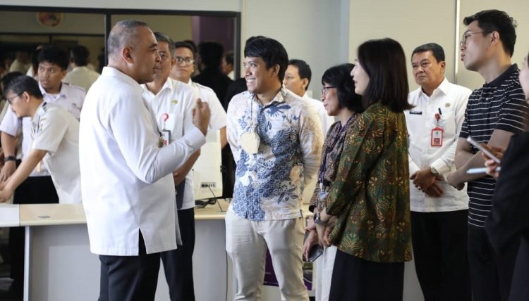 Bupati Tangerang Zaki Iskandar menemui Perwakilan KOICA saat kunjungan ke Pemkab Tangerang. (RIK)