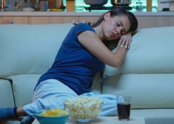 Enam Dampak Sering Telat Makan, Apa Saja?