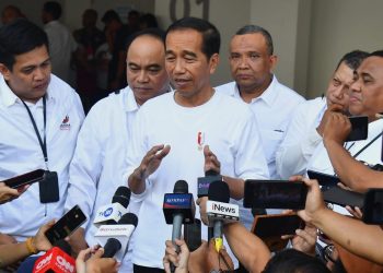 Jokowi Ingatkan Menteri agar Urusan Nyaleg Jangan Sampai Ganggu Tugas Harian