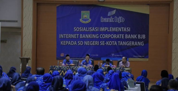 Sosialisasi Implementasi Internet Banking Corporate BJB kepada SD Negeri se-Kota Tangerang. (KEY)
