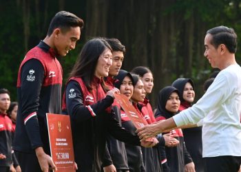 Presiden Jokowi Serahkan Bonus Apresiasi bagi Atlet SEA Games Ke-32