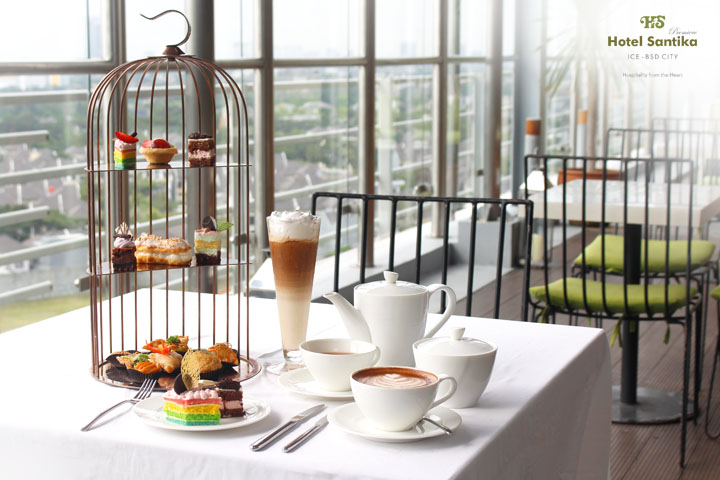 Skylounge15 Hotel Santika Premiere ICE-BSD City. (IST)