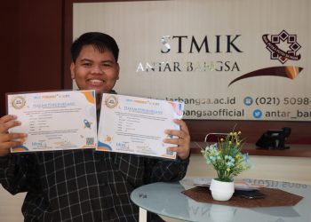 Mahasiswa STMIK Antar Bangsa Raih Dua Medali Emas di Kejuaraan Puskanas OSN