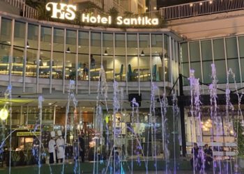 Rayakan Hari Kemerdekaan, Nginap Hotel Santika BSD City Bisa Nonton dan Karaoke Gratis