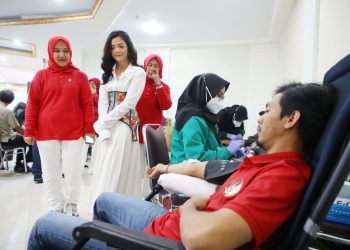 Peringati HUT Ke-78 Kemerdekaan RI, DWP Kemenpora Gelar Bakti Sosial Donor Darah