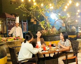 All You Can Eat BBQ Dinner di Vega Hotel Gading Serpong