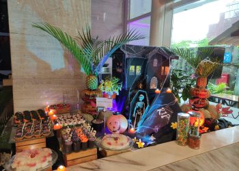 Spooky Halloween Dinner dan Roctobeer Fest, Event Seru di Hotel Santika Premiere Hayam Wuruk Bulan Ini