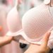 Kawat Bra Bisa Sebabkan Kanker Payudara, Mitos atau Fakta?
